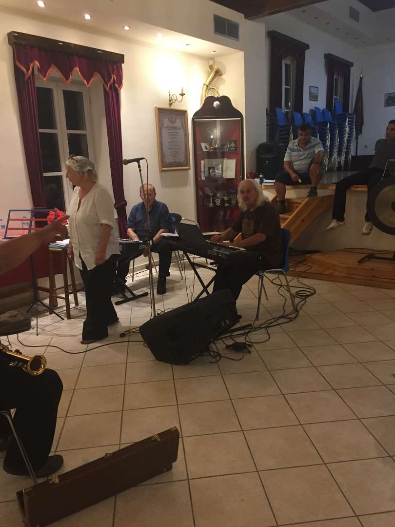 Γιάννης Σπανός Αλέκα Κανελλίδου Αγάθη Κοσκινά Καλλιτέχνης